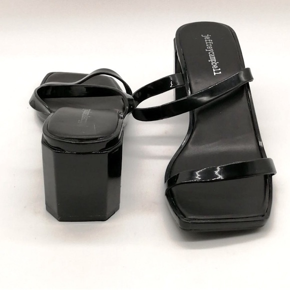 Jeffrey Campbell Black Patent 2 Strap Slide Block Heel Sandals - Picture 9 of 10
